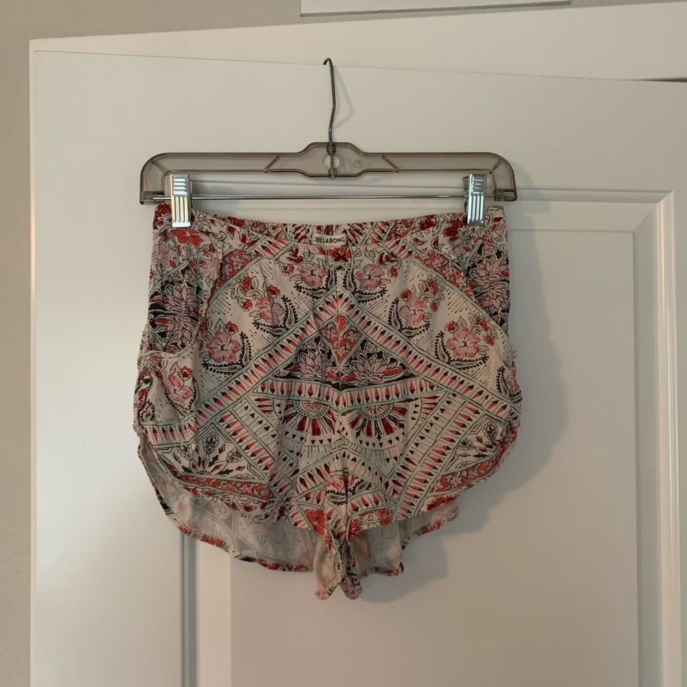 Billabong shorts